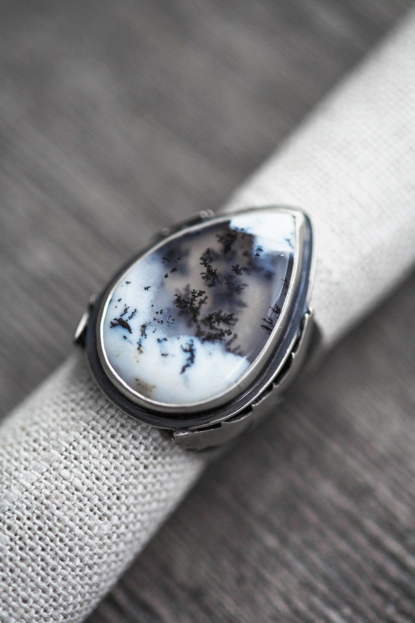 Size 8 | The Owl's Path Ring | Wide Saddle Band | #10