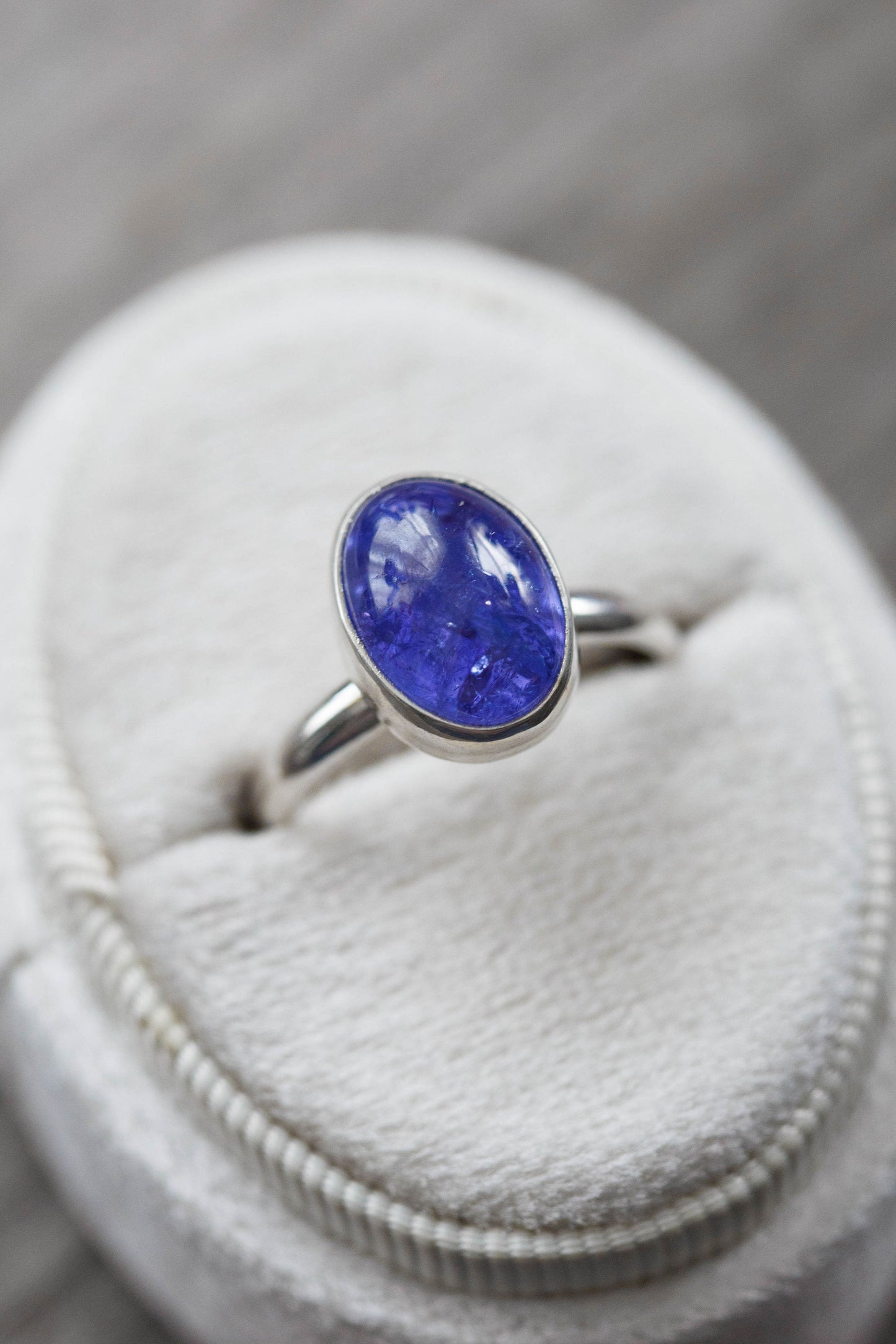 Size 8 | Tanzanite Ring