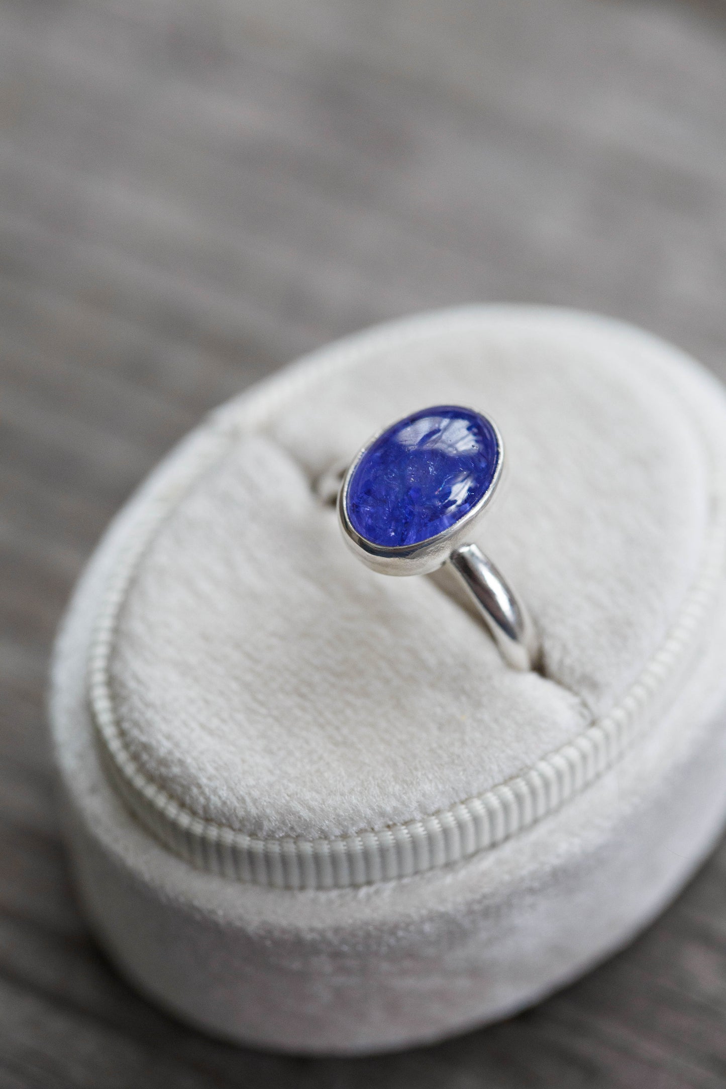 Size 8 | Tanzanite Ring