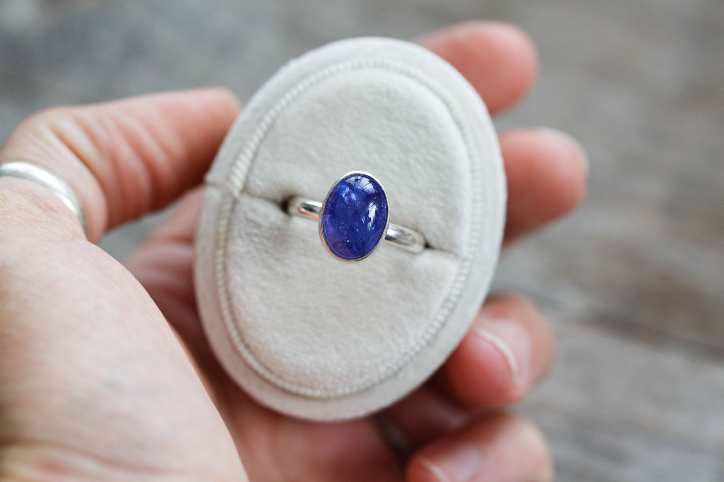 Size 8 | Tanzanite Ring