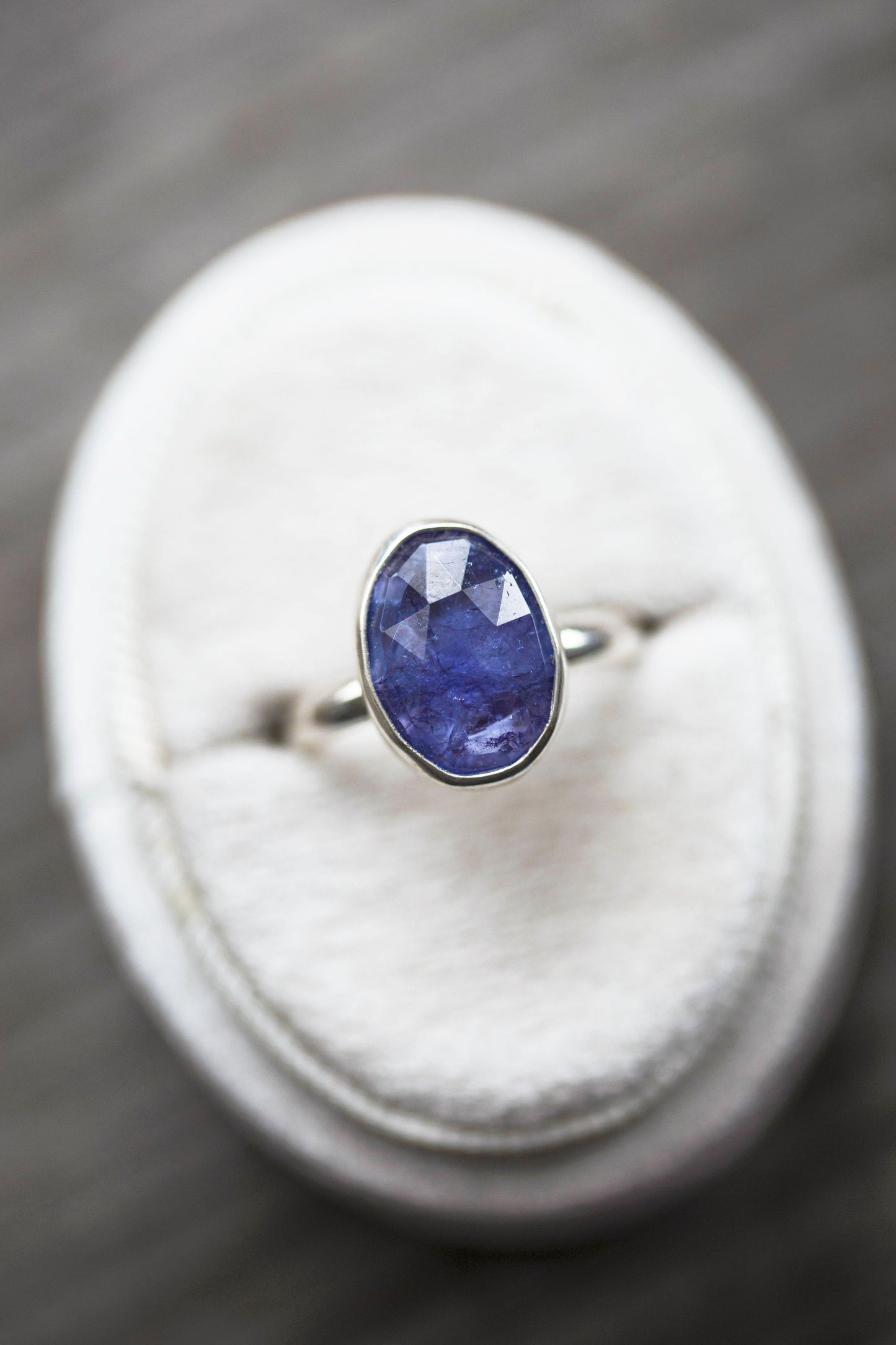 Size 8 | Tanzanite Ring