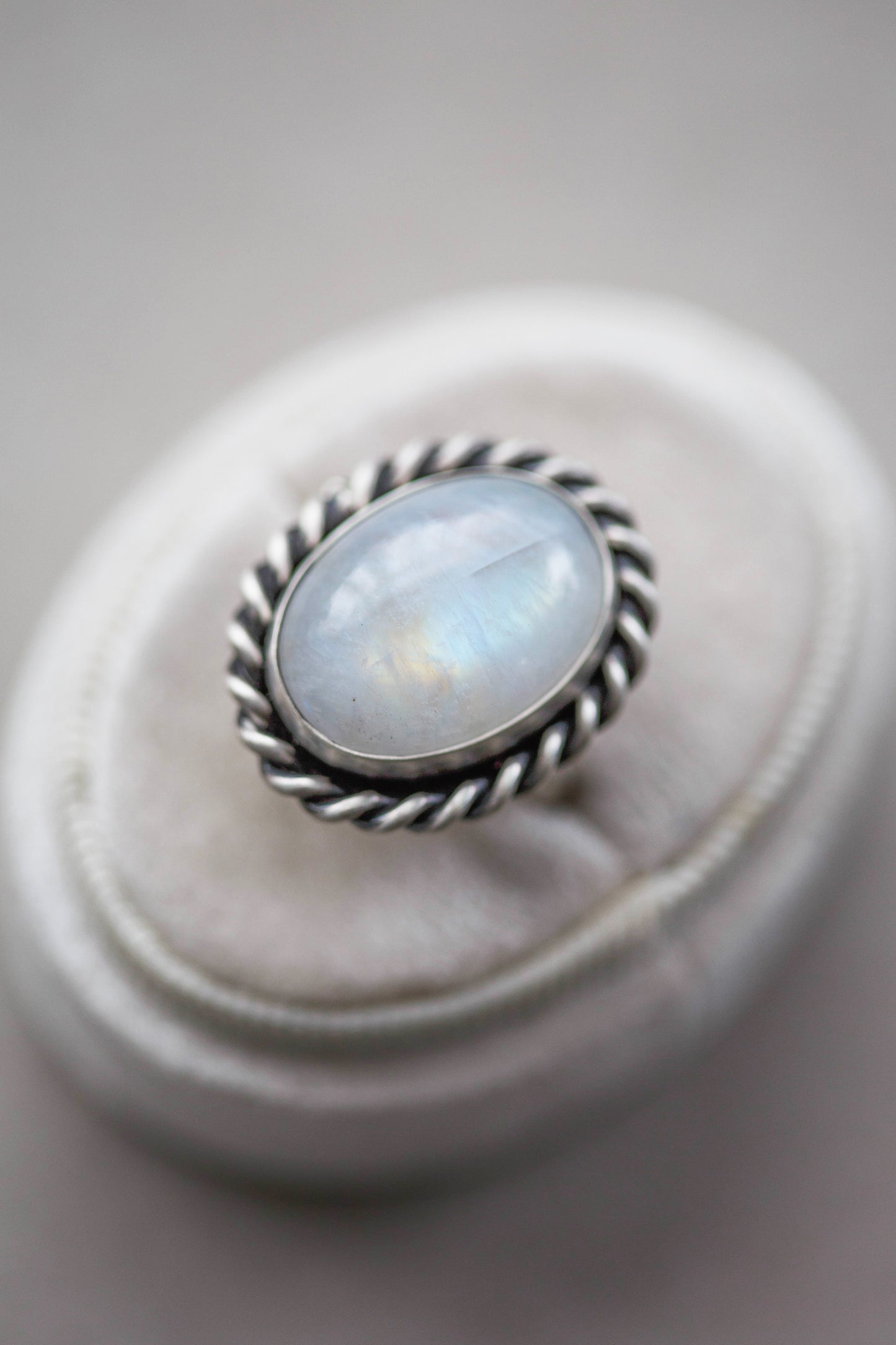 Size 7 | Rainbow Moonstone Ring
