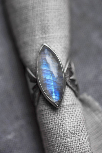 Size 5.75  |  Stardust Ring  |  #7