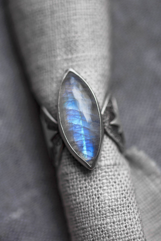 Size 5.75  |  Stardust Ring  |  #7