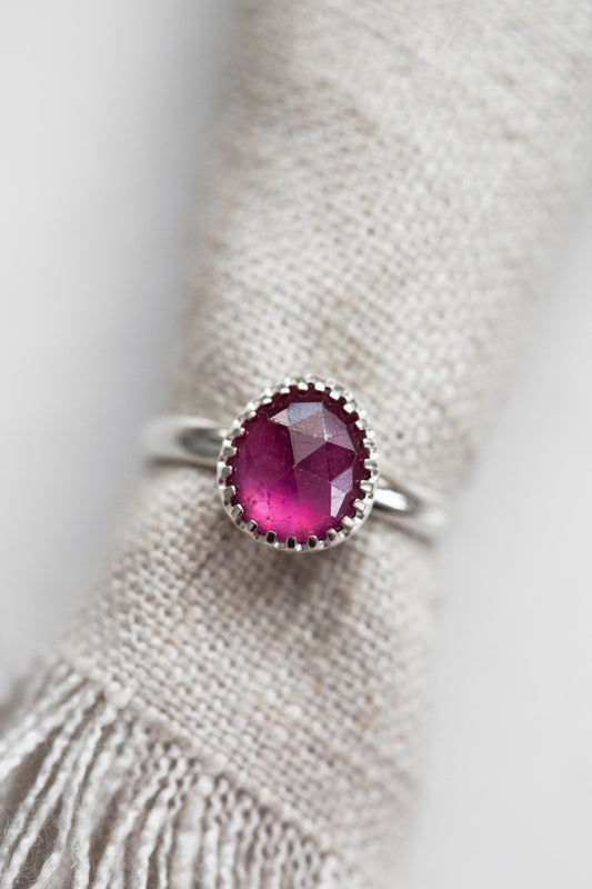 Size 8 | Pink Sapphire Ring | #39
