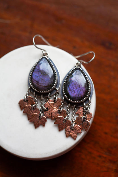 My November Guest Earrings | #9