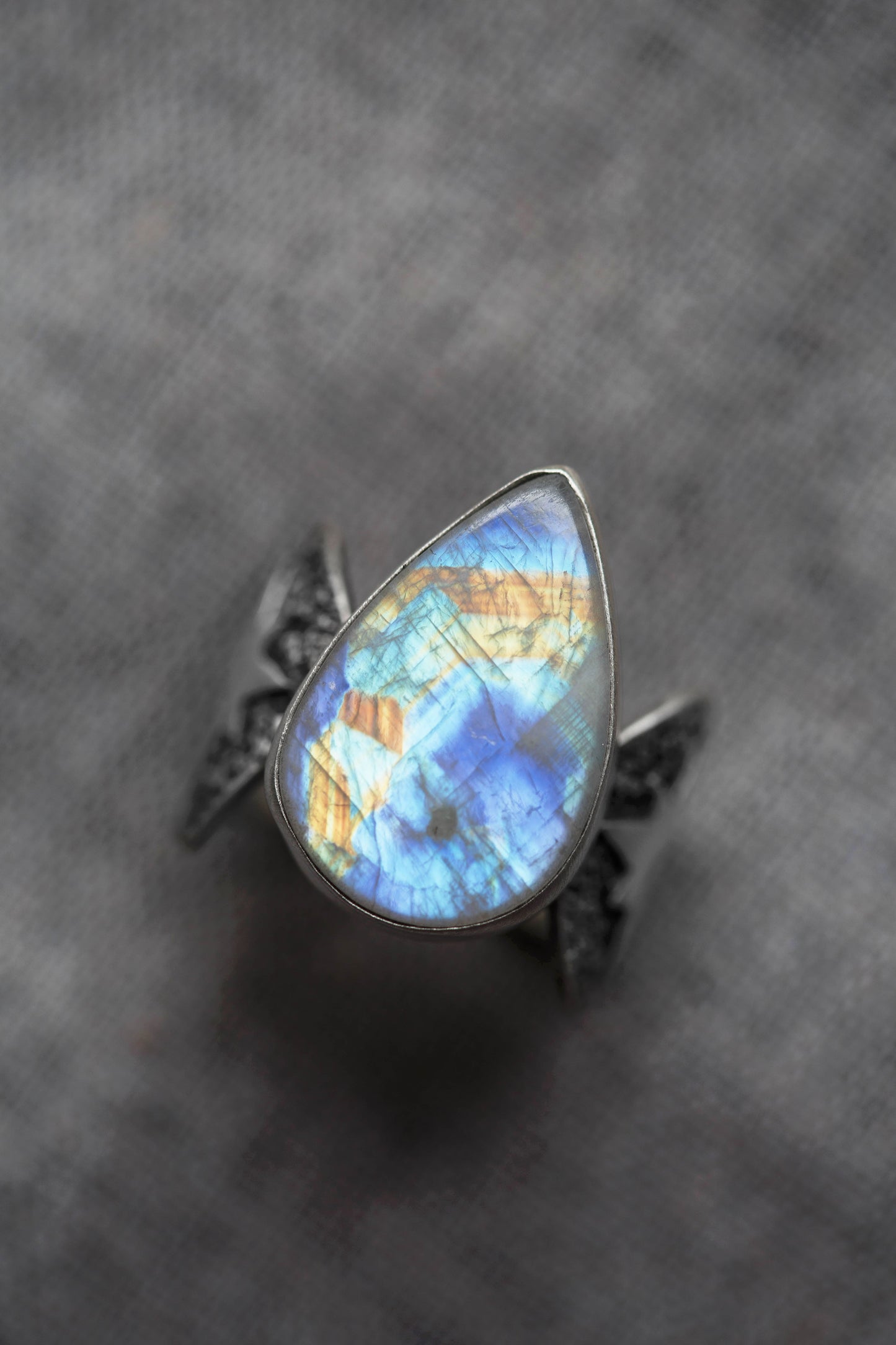 Size 8.5  |  Stardust Ring  |  #19
