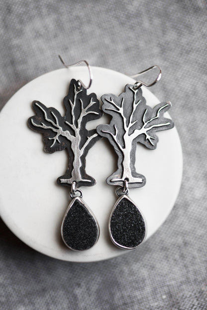 Leafless Dim Earrings | #2