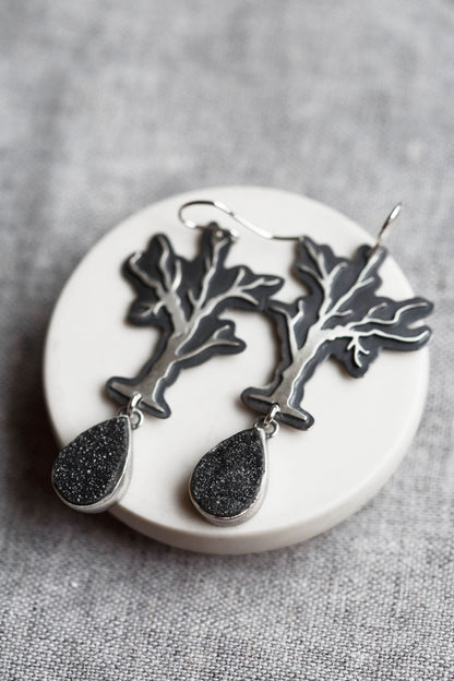 Leafless Dim Earrings | #3