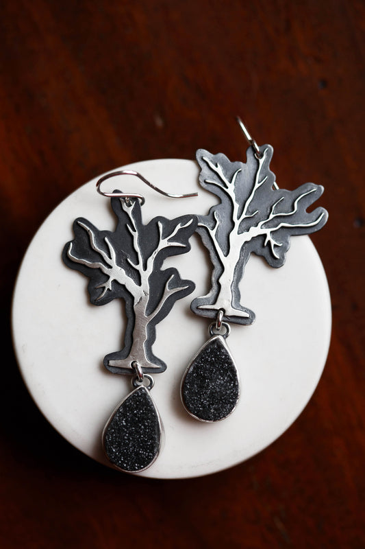 Leafless Dim Earrings | #3