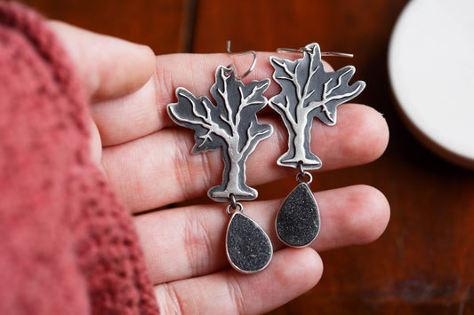 Leafless Dim Earrings | #4