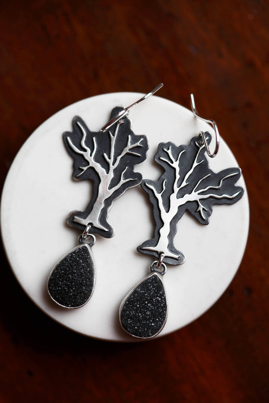 Leafless Dim Earrings | #5