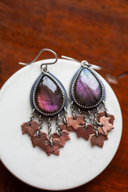 My November Guest Earrings | #25
