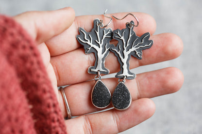 Leafless Dim Earrings | #5