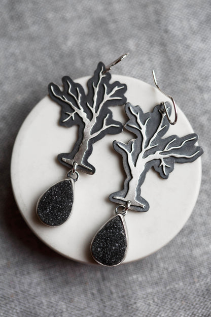Leafless Dim Earrings | #6