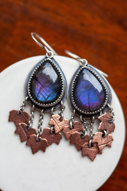 My November Guest Earrings | #26