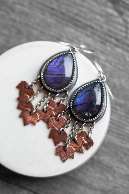 My November Guest Earrings | #27