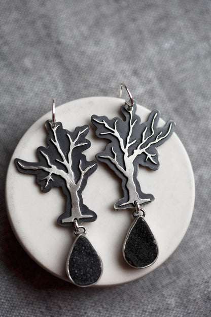 Leafless Dim Earrings | #8