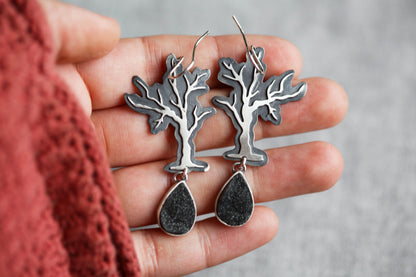Leafless Dim Earrings | #9