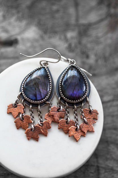 My November Guest Earrings | #29