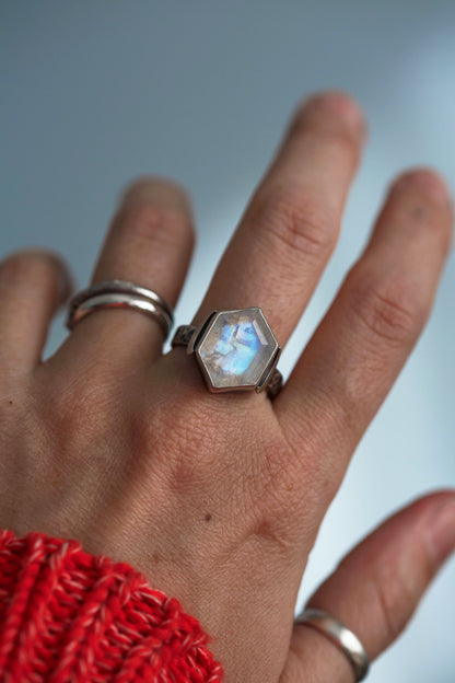 Size 9.5  |  Snow Moon Ring  |  #2