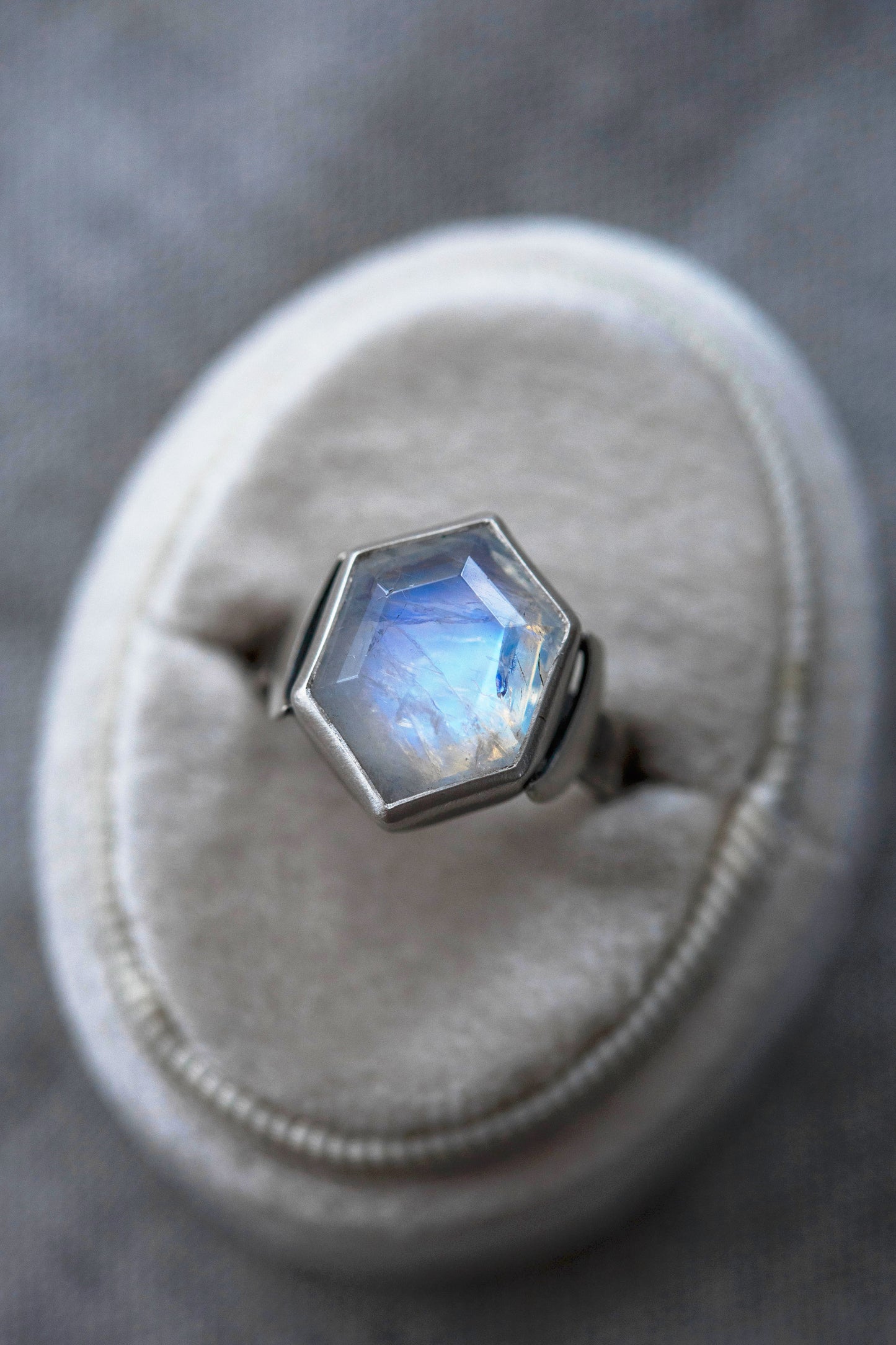 Size 8  |  Snow Moon Ring  |  #4