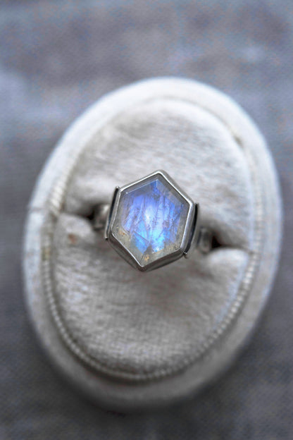 Size 8.5  |  Snow Moon Ring  |  #8