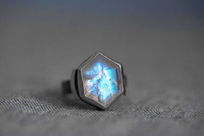 Size 7  |  Snow Moon Ring  |  #11