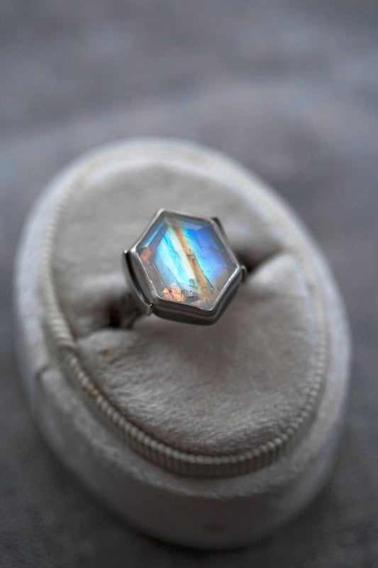 Size 7.5  |  Snow Moon Ring  |  #12