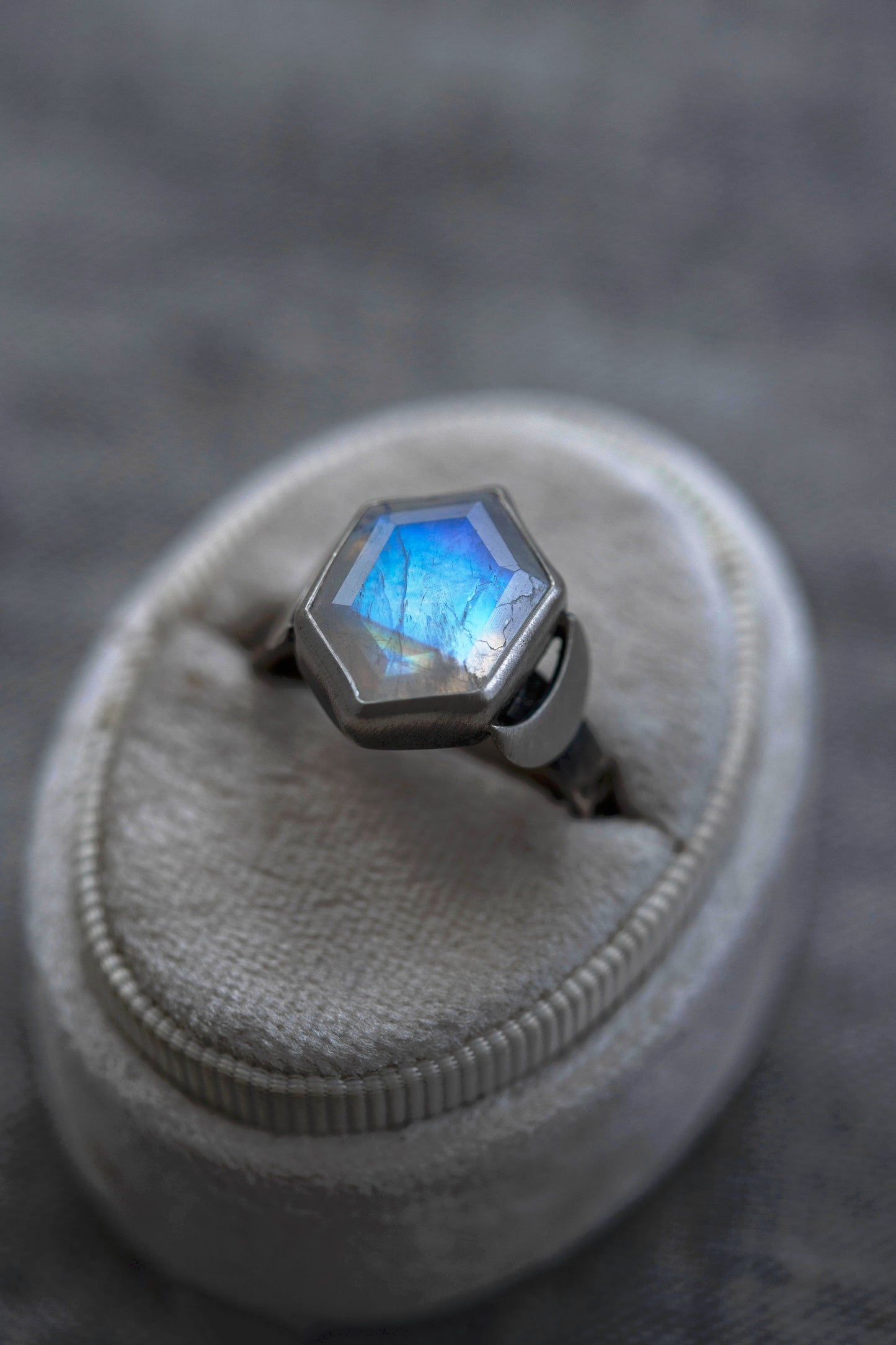 Size 11  |  Snow Moon Ring  |  #30