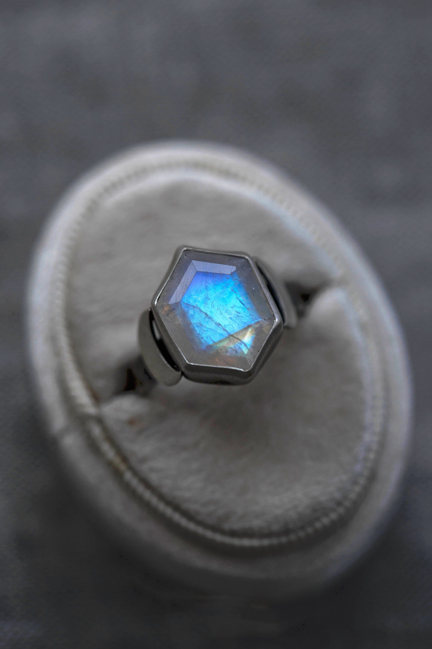 Size 11  |  Snow Moon Ring  |  #30
