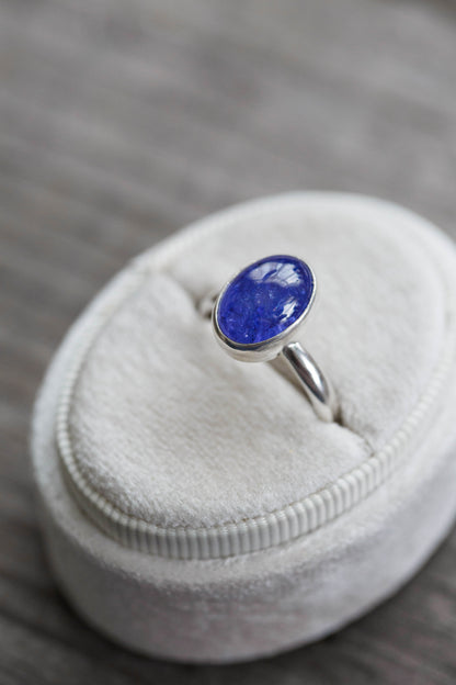 Size 8  |  Tanzanite Ring