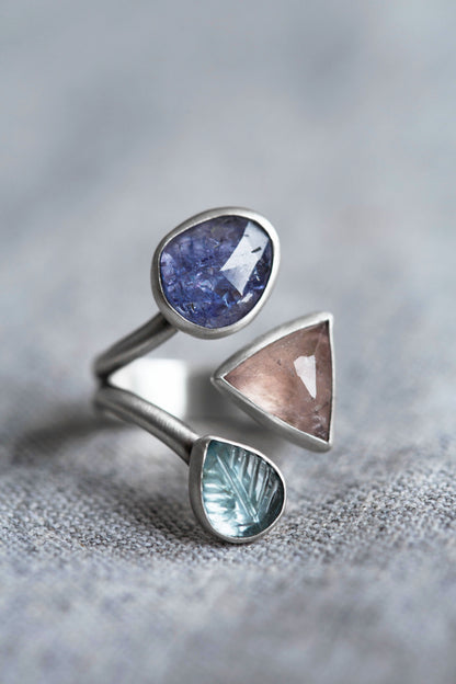 Size 7.5  |  Pocketful of Poesy Ring  |  #1