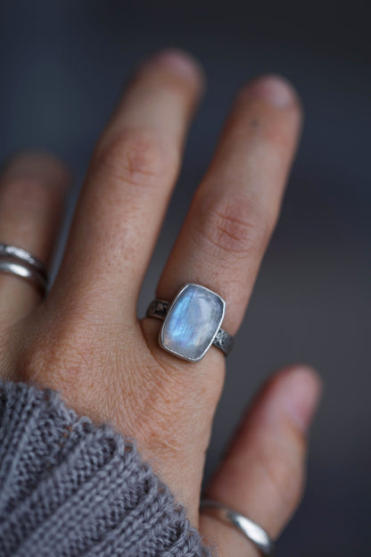 Size 6  |  Moon Dust Ring  |  #10
