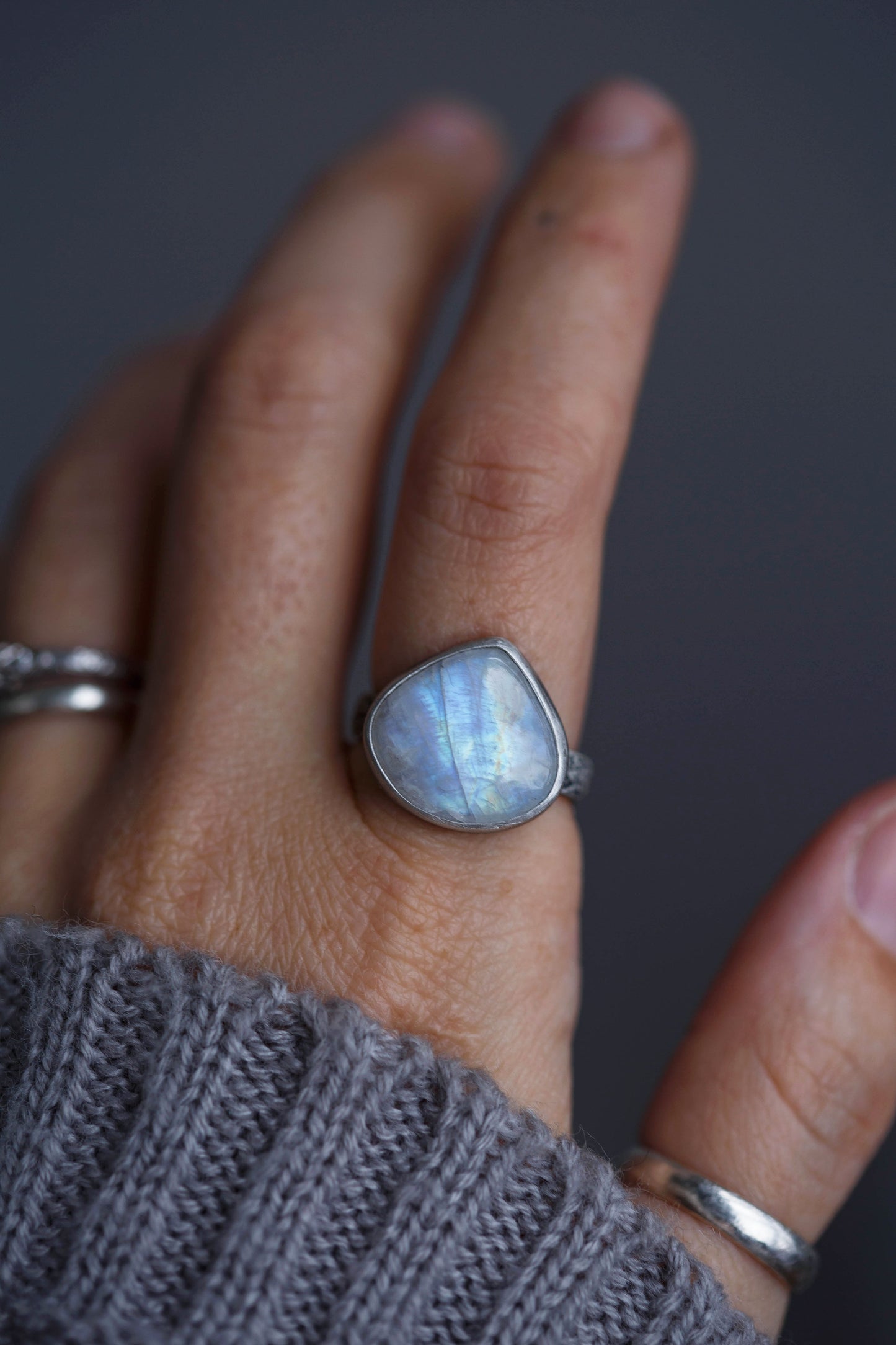 Size 7.5  |  Moon Dust Ring  |  #18