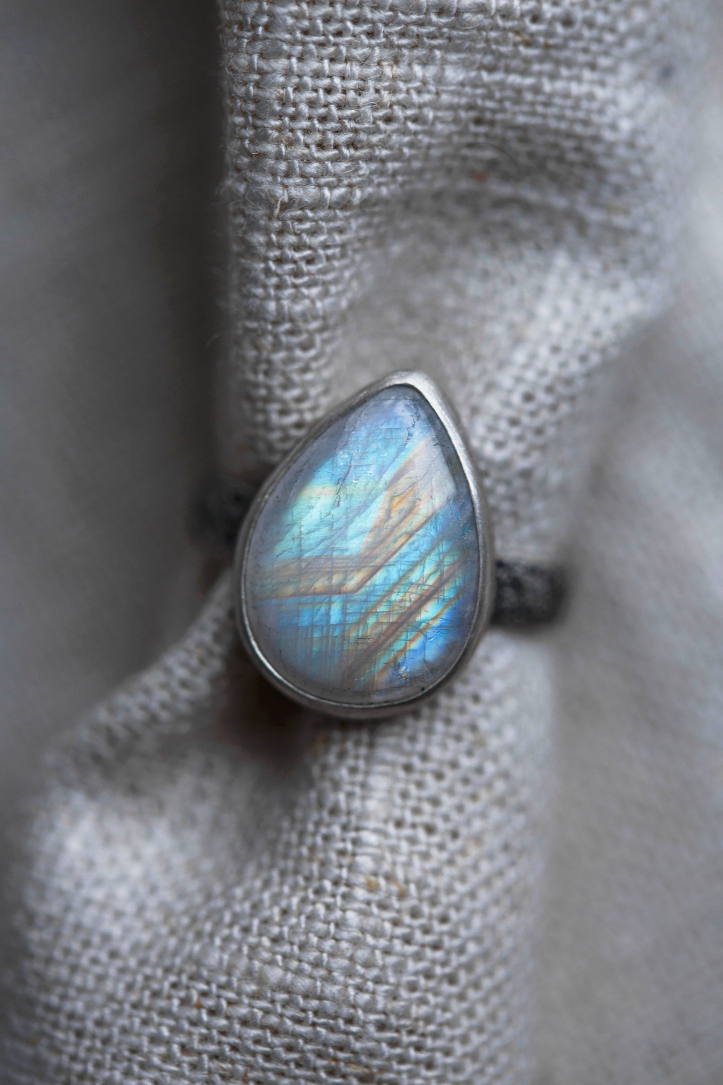 Size 7  |  Moon Dust Ring  |  #19