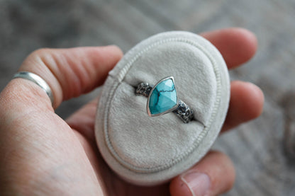 Size 8.75  |  Wind Flower Ring  | #6