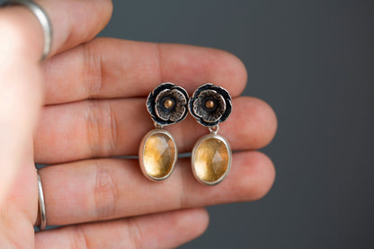 August Gold Stud Earrings | #9