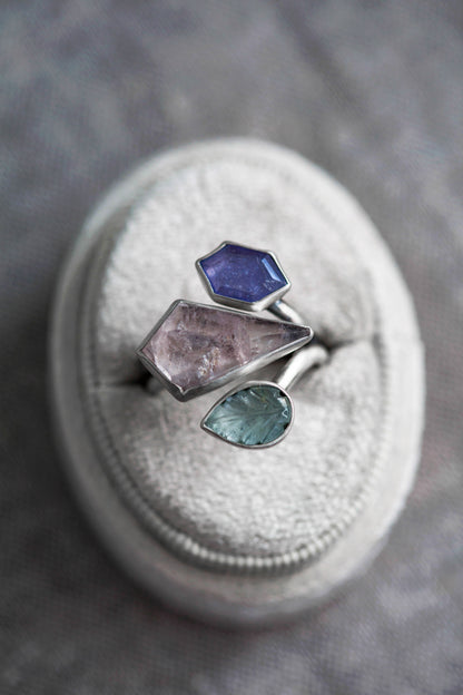Size 8.5  |  Pocketful of Poesies Ring  |  #4
