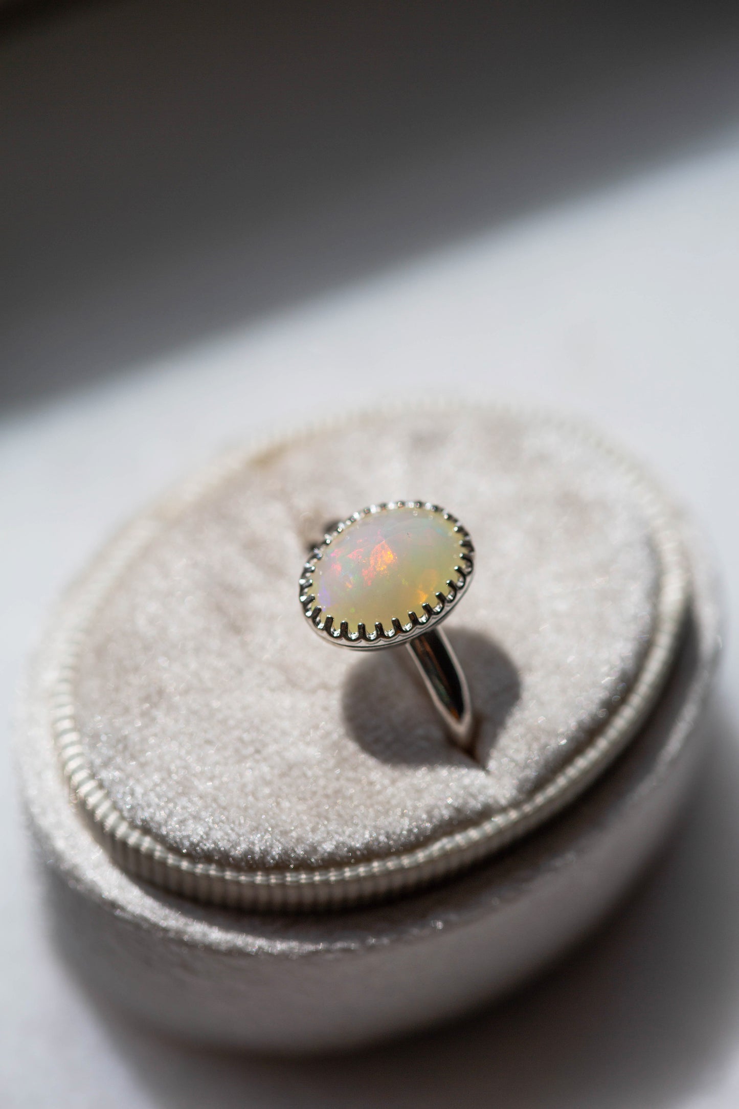 Size 9  |  Simple Opal Ring | #6