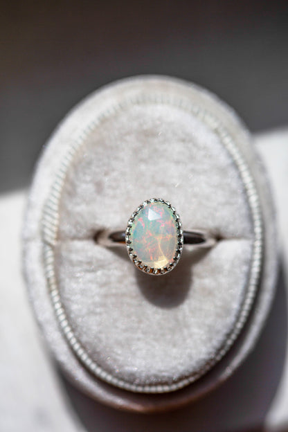 Size 7.75  |  Simple Opal Ring | #7