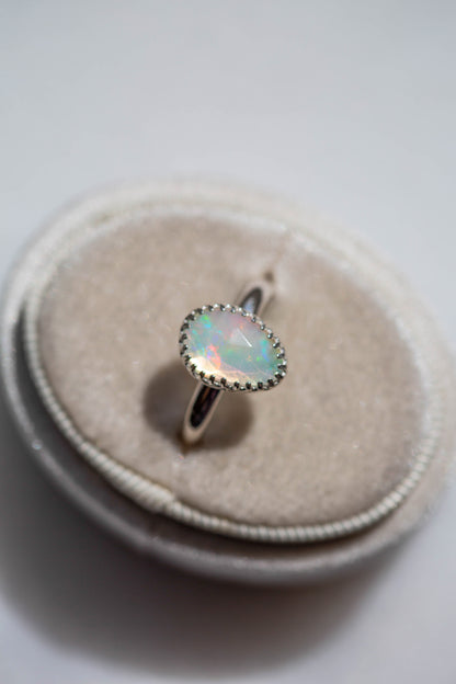 Size 9  |  Simple Opal Ring | #9