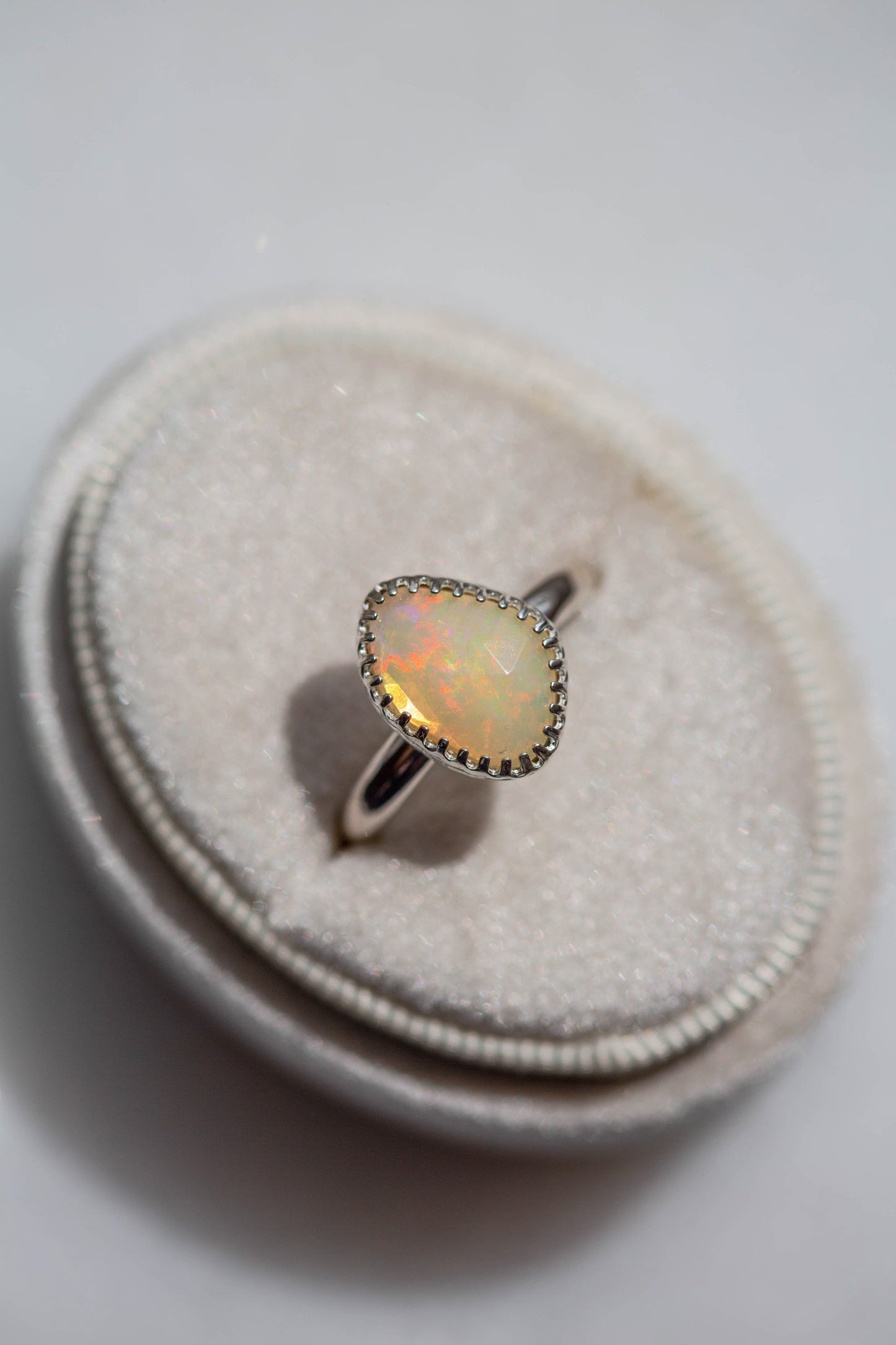 Size 8.5  |  Simple Opal Ring | #13