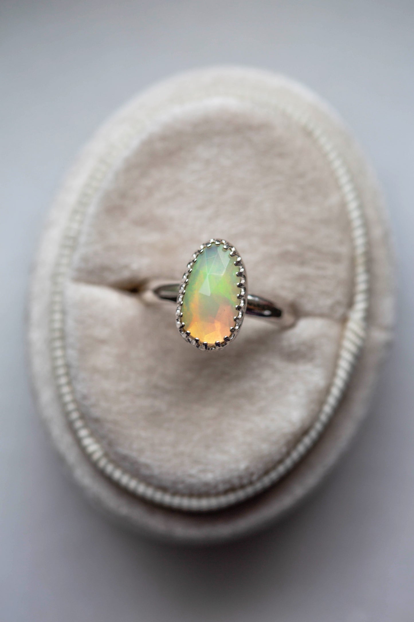 Size 6  |  Simple Opal Ring | #14