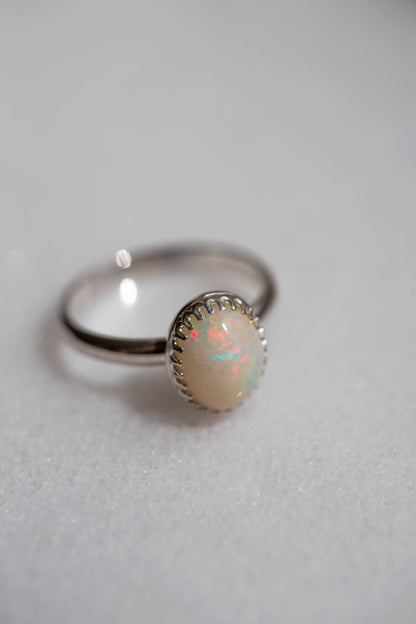 Size 9  |  Simple Opal Ring | #15