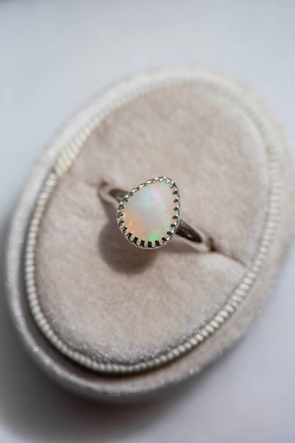 Size 7.75  |  Simple Opal Ring | #16