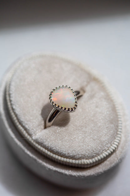 Size 7.75  |  Simple Opal Ring | #16