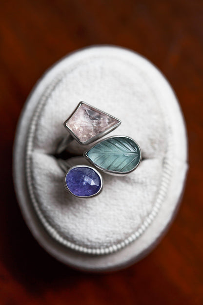 Size 7  |  Pocketful of Poesies Ring  |  #23