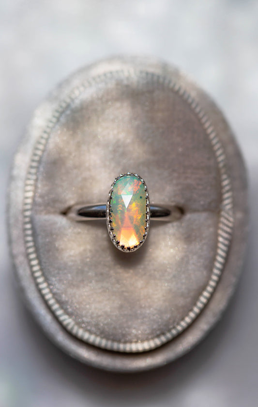 Size 8.5  |  Simple Opal Ring | #22