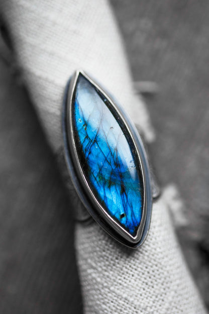 Size 9 | Arachne Ring | #6